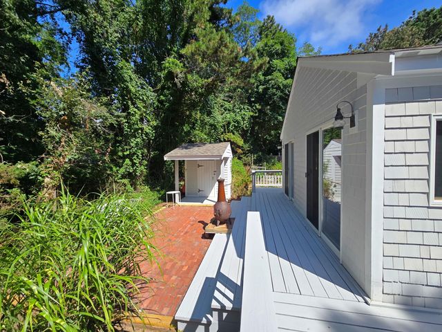 620 Kingsbury Beach Road, Eastham, MA 02642