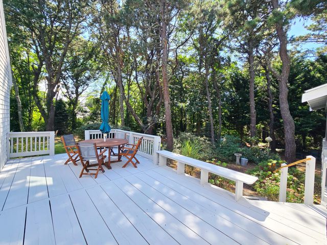 620 Kingsbury Beach Road, Eastham, MA 02642