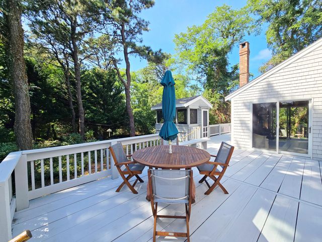 620 Kingsbury Beach Road, Eastham, MA 02642