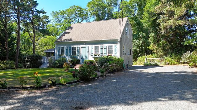 620 Kingsbury Beach Road, Eastham, MA 02642