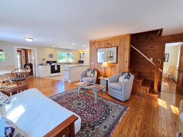 620 Kingsbury Beach Road, Eastham, MA 02642