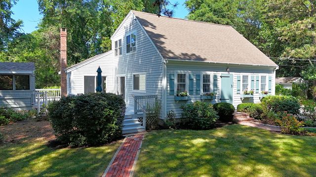 620 Kingsbury Beach Road, Eastham, MA 02642