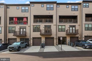 1733 DUNNINGTON PL, Dumfries, VA 22026