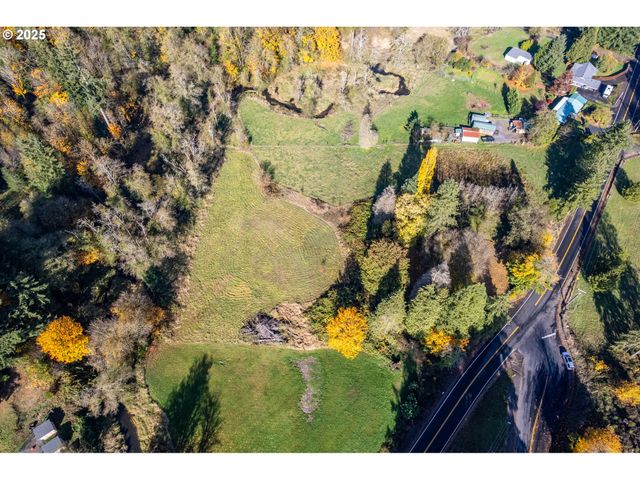 2104 DELAMETER Rd, Castle Rock, WA 98611