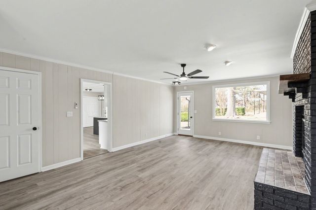 104 N Hillwood Cir, Greenbrier, TN 37073