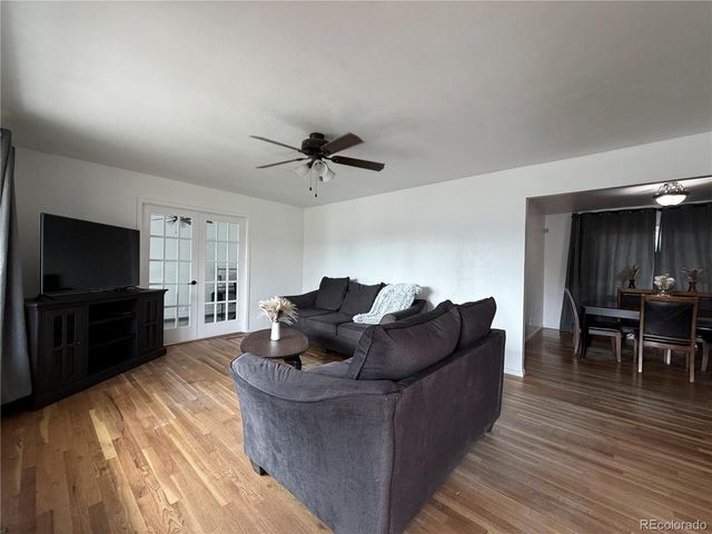 905 Hallam Ave, Colorado Springs, CO 80911