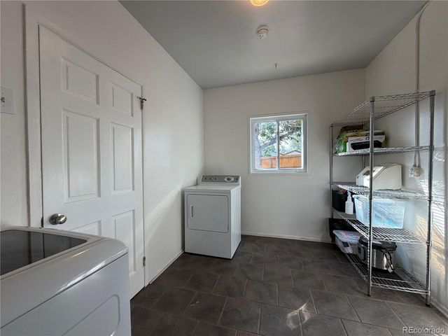 905 Hallam Ave, Colorado Springs, CO 80911