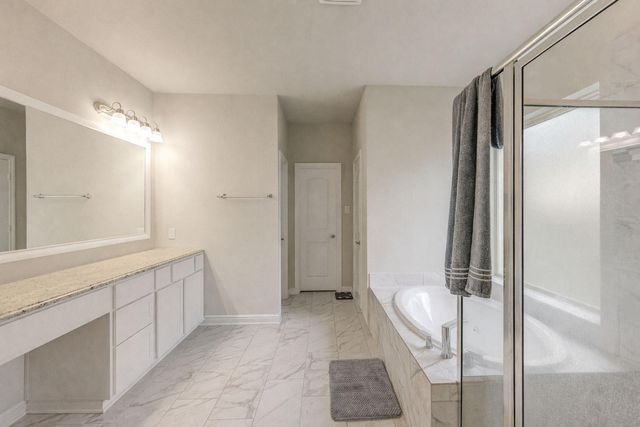 2910 Knotty Forest Drive, Spring, TX 77373