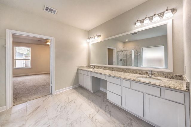 2910 Knotty Forest Drive, Spring, TX 77373