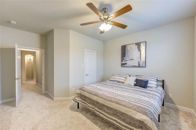 2910 Knotty Forest Drive, Spring, TX 77373