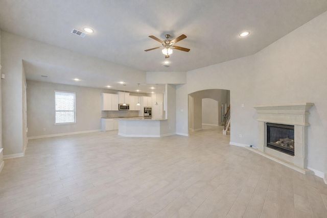 2910 Knotty Forest Drive, Spring, TX 77373