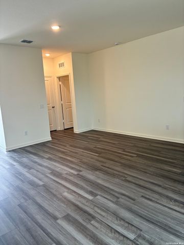 7525 CORRAL SMT, San Antonio, TX 78253