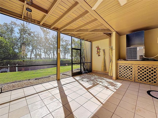 1710 LIGHTHOUSE TERRACE S 1, South Pasadena, FL 33707