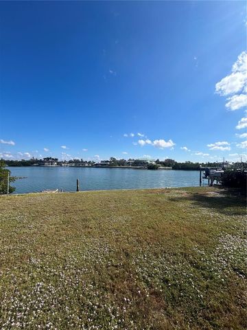 107 LOUELLA LANE, Nokomis, FL 34275
