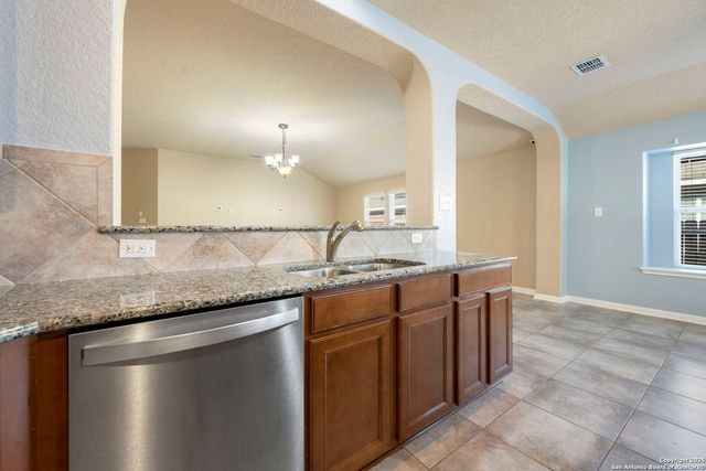 8426 White Mulberry, San Antonio, TX 78254