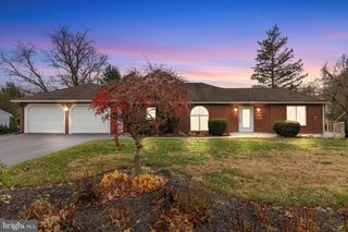 551 STRITES RD, Harrisburg, PA 17111