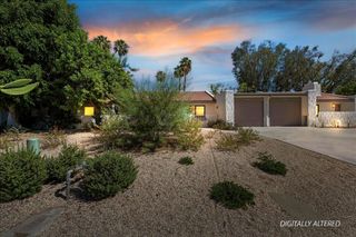 2134 S Sunshine Circle, Palm Springs, CA 92264