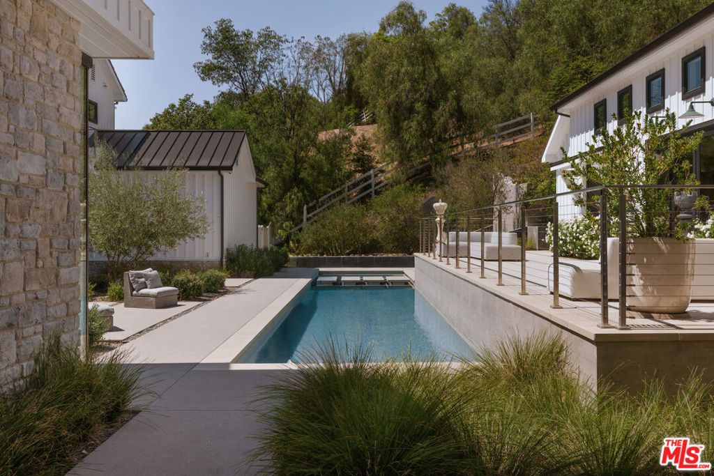 25057 Lewis And Clark Road, Hidden Hills, CA 91302 — photo 2