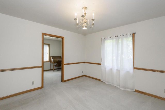 N52W14305 Thornhill DRIVE, Menomonee Falls, WI 53051