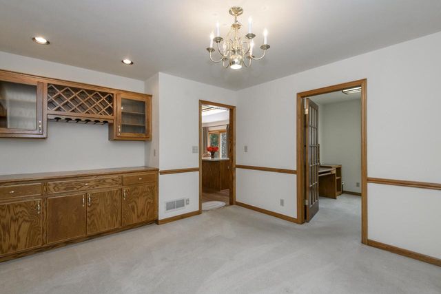 N52W14305 Thornhill DRIVE, Menomonee Falls, WI 53051