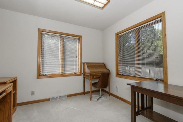 N52W14305 Thornhill DRIVE, Menomonee Falls, WI 53051