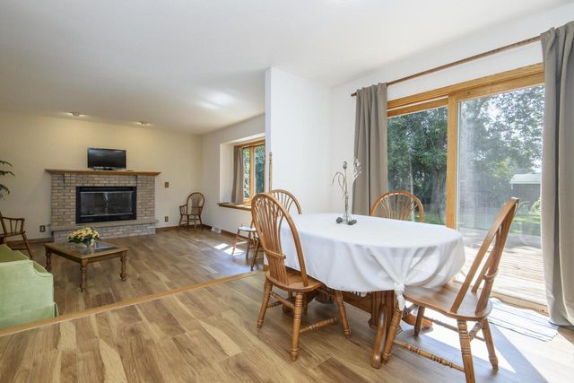 N52W14305 Thornhill DRIVE, Menomonee Falls, WI 53051