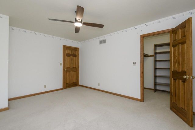 N52W14305 Thornhill DRIVE, Menomonee Falls, WI 53051