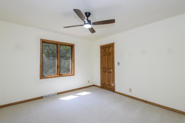 N52W14305 Thornhill DRIVE, Menomonee Falls, WI 53051