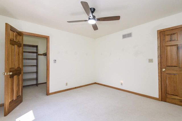 N52W14305 Thornhill DRIVE, Menomonee Falls, WI 53051