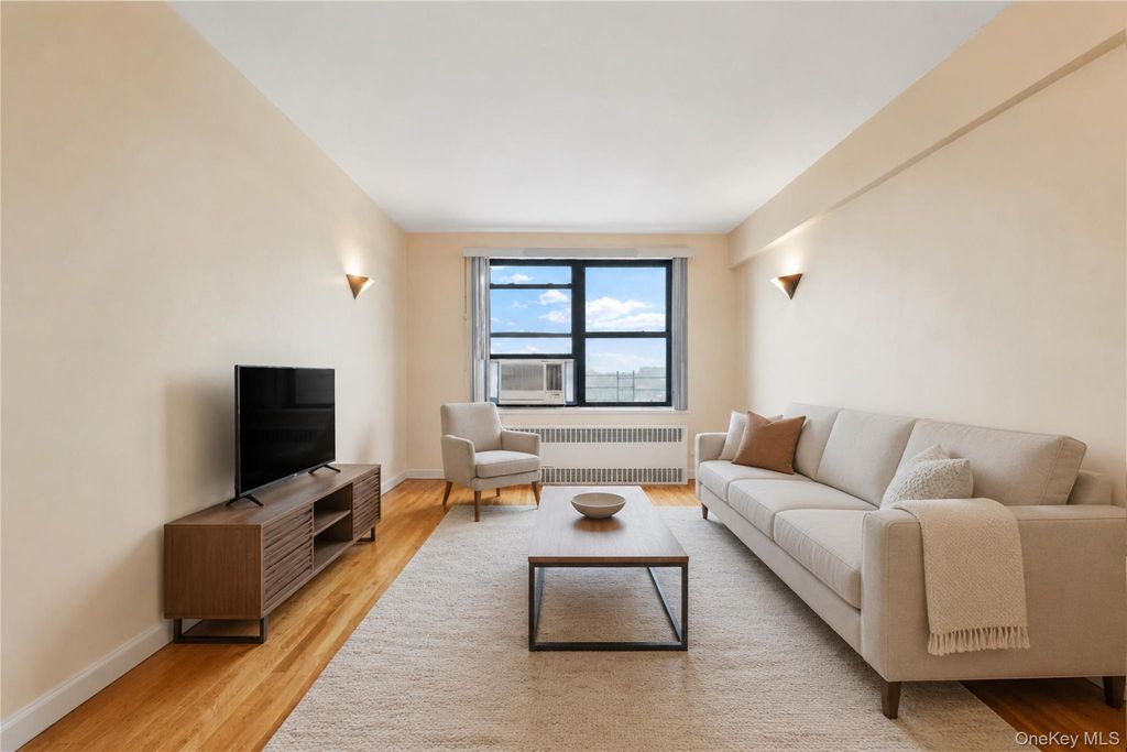 25-15 Union Street 6G, Flushing, NY 11354 — exterior