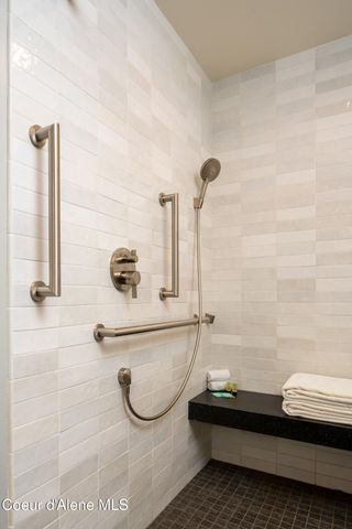 402 Sandpoint Ave, 122, Sandpoint, ID 83864