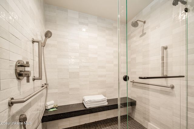 402 Sandpoint Ave, 122, Sandpoint, ID 83864