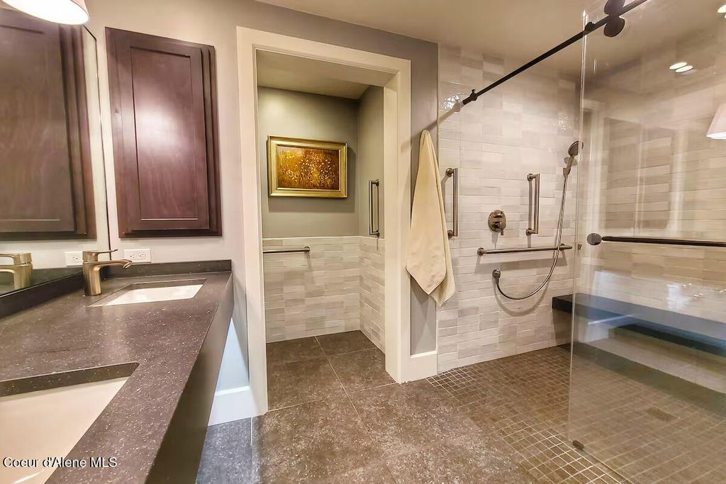 402 Sandpoint Ave, 122, Sandpoint, ID 83864 photo 17