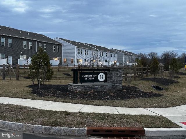 313 MAZZEO DR, Glassboro, NJ 08028