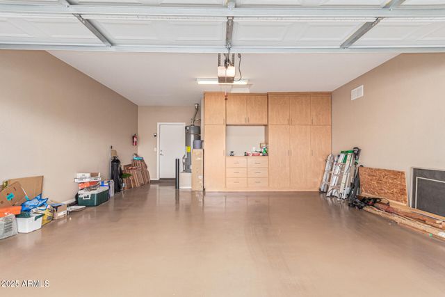 42551 W FALLING STAR Court, Maricopa, AZ 85138