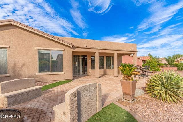 42551 W FALLING STAR Court, Maricopa, AZ 85138