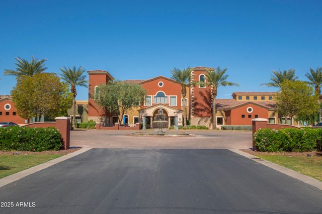 42551 W FALLING STAR Court, Maricopa, AZ 85138