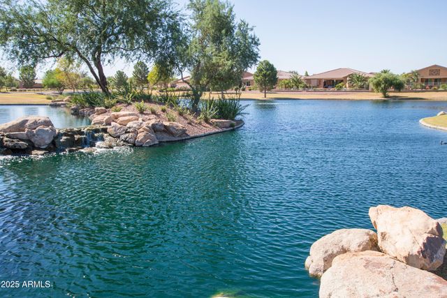 42551 W FALLING STAR Court, Maricopa, AZ 85138