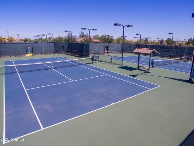 42551 W FALLING STAR Court, Maricopa, AZ 85138