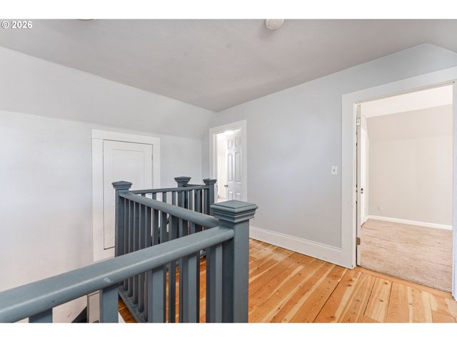 730 S 12TH Ave, Cornelius, OR 97113