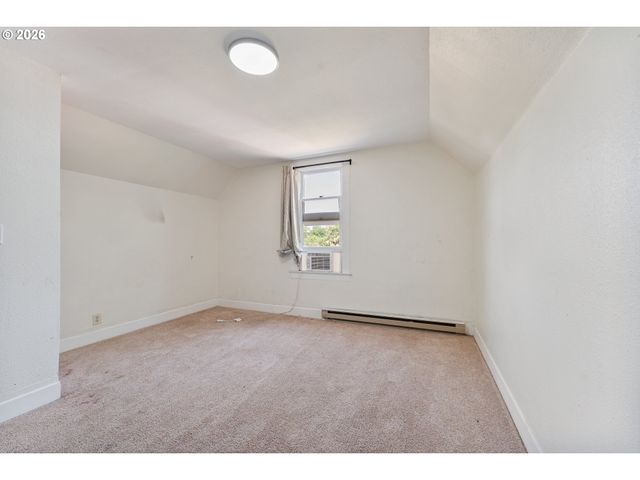 730 S 12TH Ave, Cornelius, OR 97113