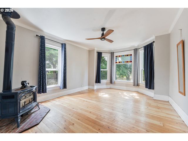 730 S 12TH Ave, Cornelius, OR 97113