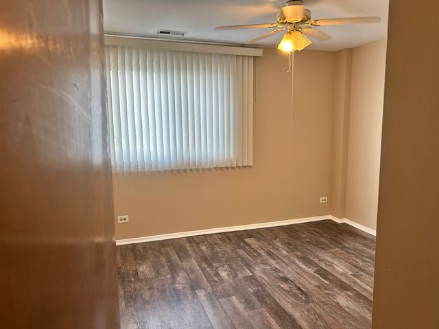 100 Park Avenue 706, Calumet City, IL 60409