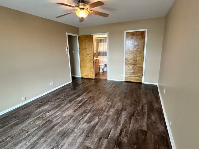 100 Park Avenue 706, Calumet City, IL 60409