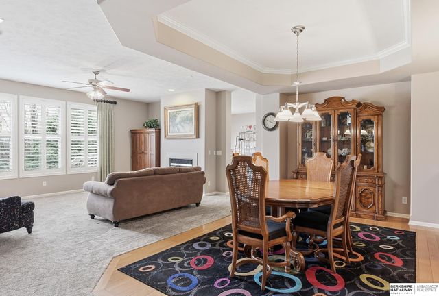 2231 Glacier Drive, Papillion, NE 68046