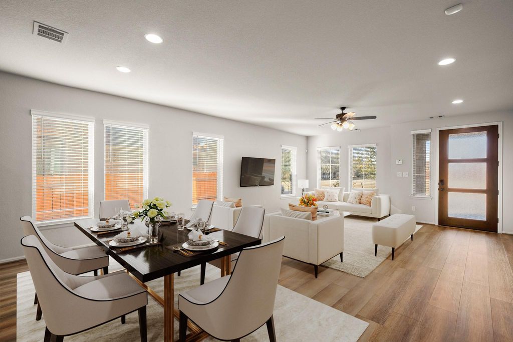 932 Azul Lagoon DR, Leander, TX 78641