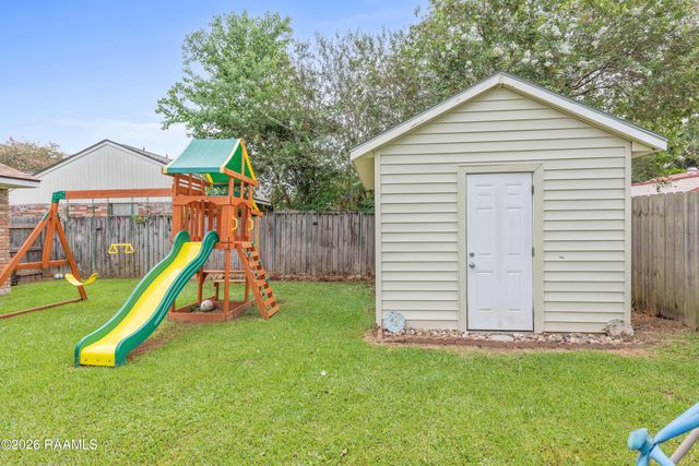 215 Village Lane, Lafayette, LA 70506