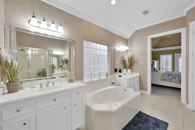 12407 Browning Drive, Montgomery, TX 77356