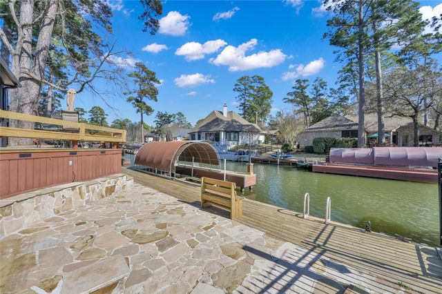 12407 Browning Drive, Montgomery, TX 77356