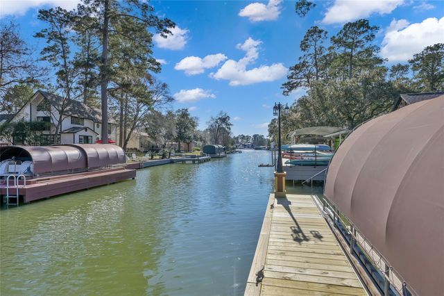 12407 Browning Drive, Montgomery, TX 77356